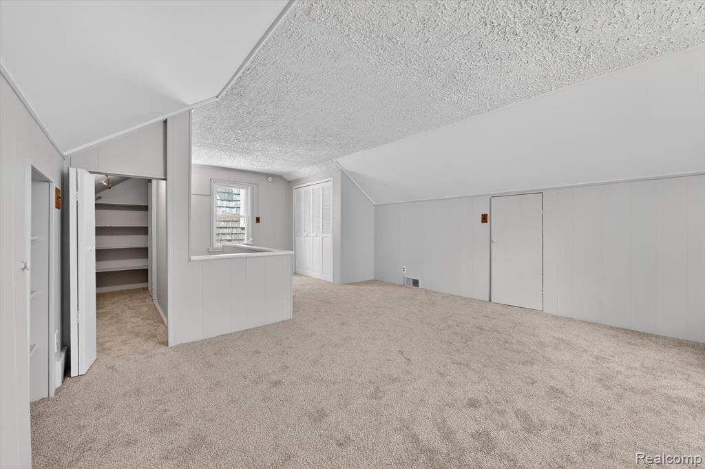 1781 Brys Drive, Grosse Pointe Woods, MI 48236 — Photo 24