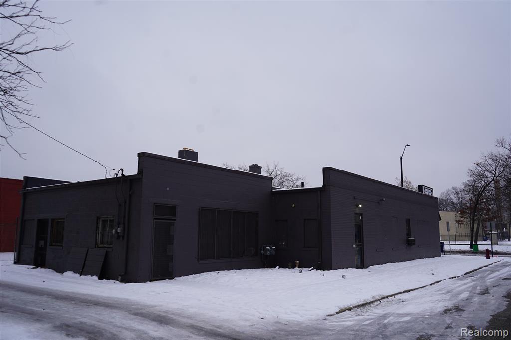 8744 W MCNICHOLS Road N, Detroit, MI 48221 — Photo 13