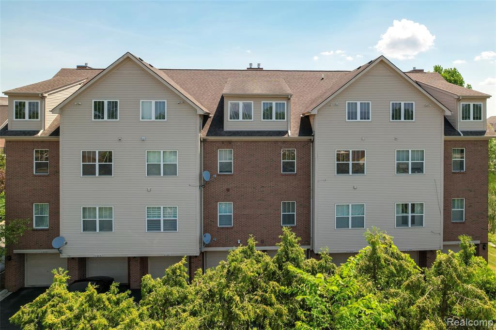 41643 Tera Lane, Novi, MI — Photo 4