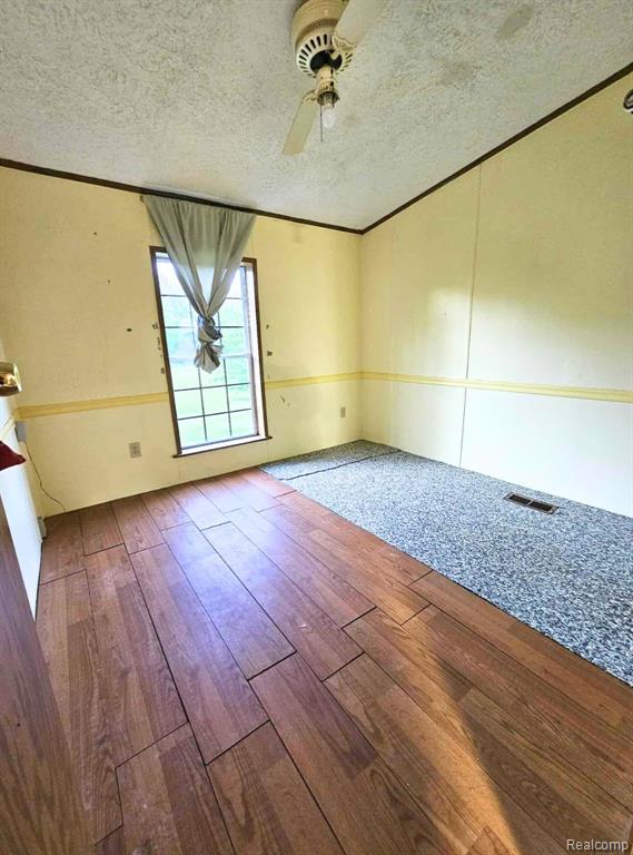 6392 Lake Rd, Millington, MI 48746 — Photo 12