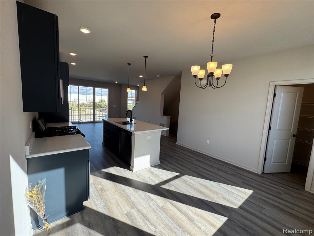 56054 Madison Lane, New Hudson, MI 48165 — Photo 17