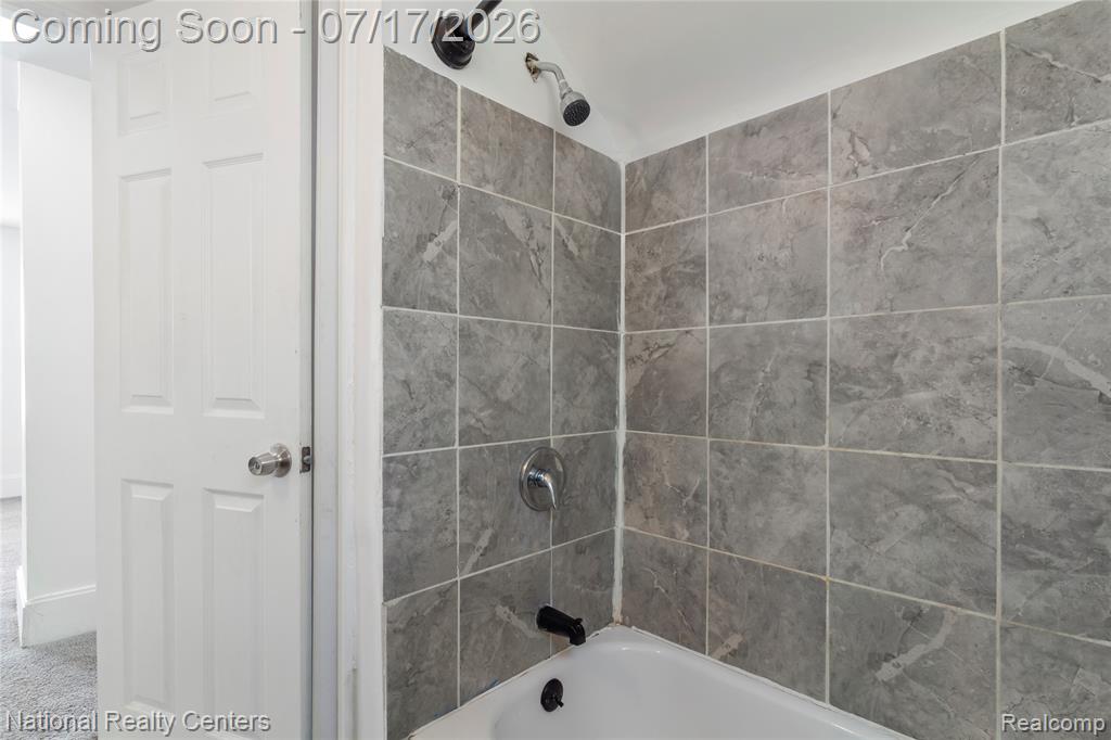 9281 Boleyn Street, Detroit, MI 48224 — Photo 29