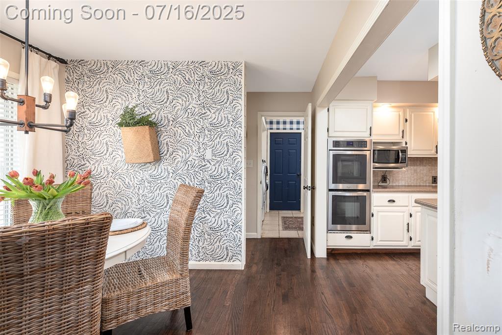 7366 E Maple Avenue, Grand Blanc, MI 48439 — Photo 19