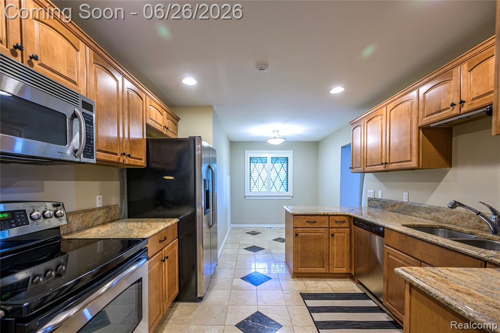 42160 Woodward Avenue, 7, Bloomfield Hills, MI 48304 — Photo 2