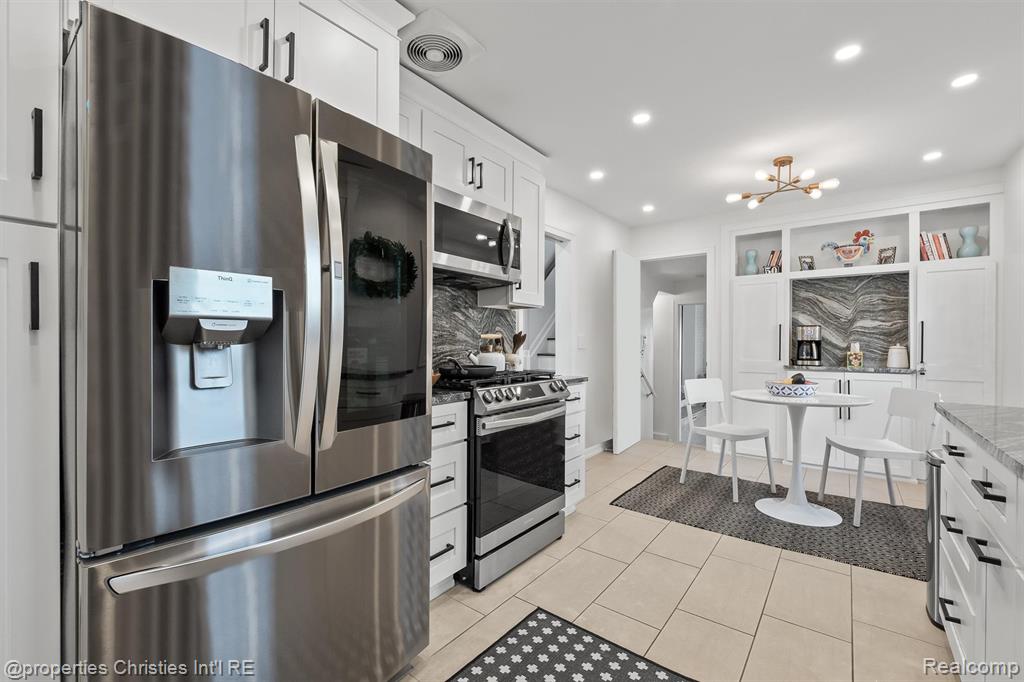 956 Northlawn Boulevard, Birmingham, MI 48009 — Photo 14