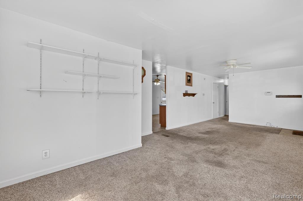 1392 Winfield Drive, Swartz Creek, MI 48473 — Photo 7