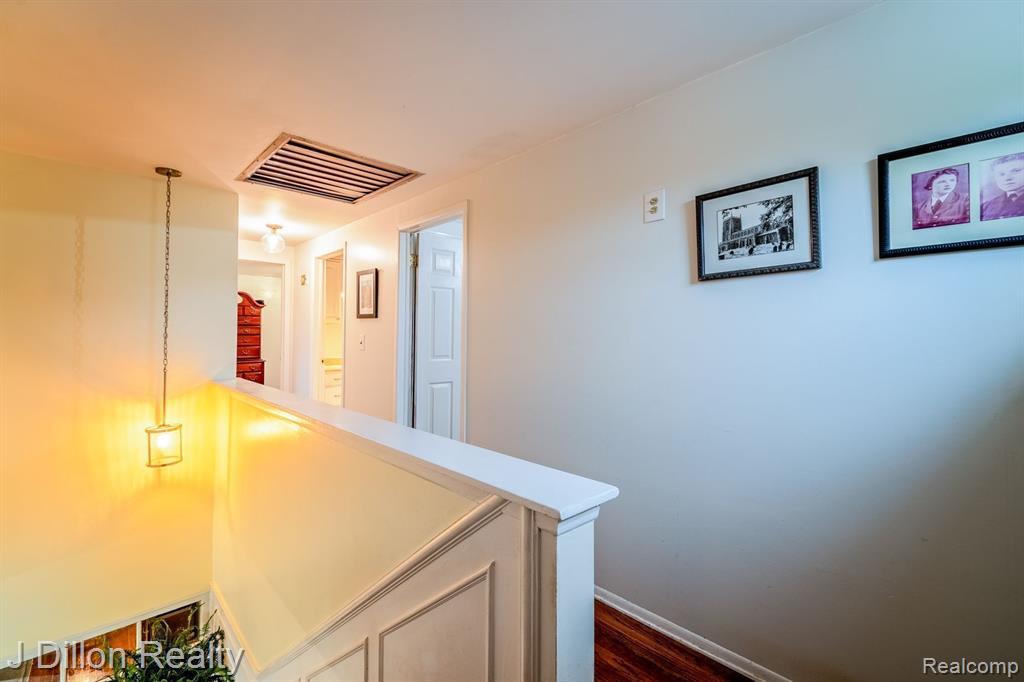 43682 LOMBARDY Drive, Canton, MI 48187 — Photo 40