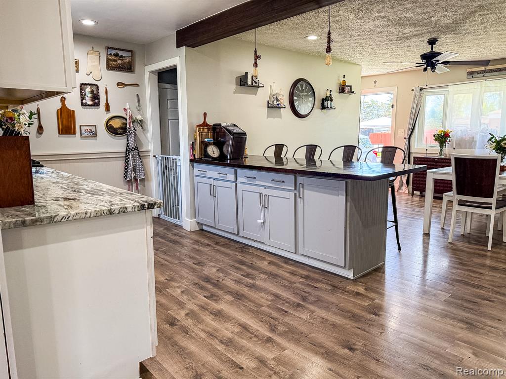 30723 Flanders Avenue, Warren, MI 48088 — Photo 9