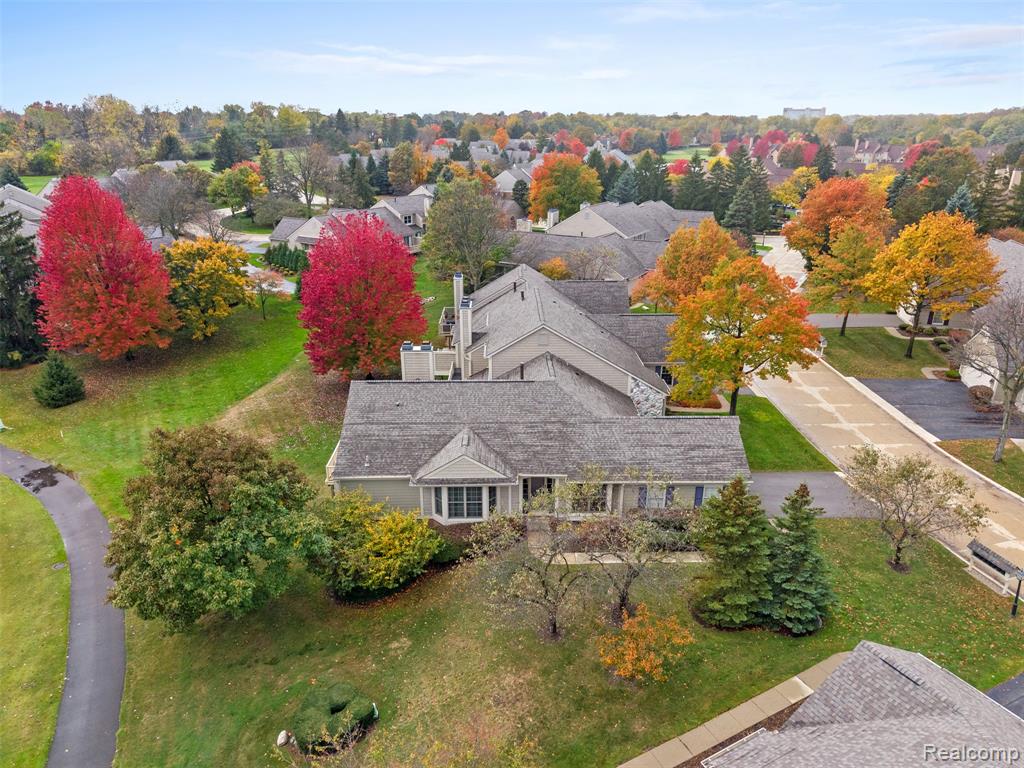 818 Edgemont Run, Bloomfield Hills, MI 48304 — Photo 28