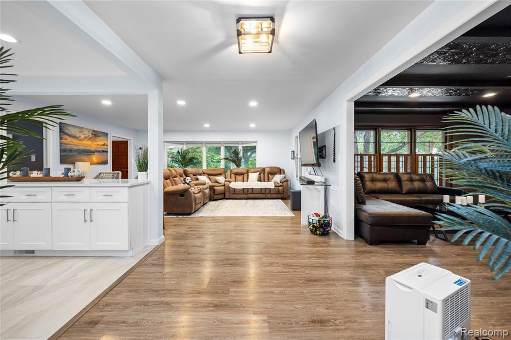 6085 Worlington Road, Bloomfield Hills, MI 48301 — Photo 15