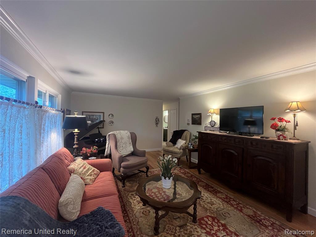 2223 Strader Drive, West Bloomfield, MI 48324 — Photo 13