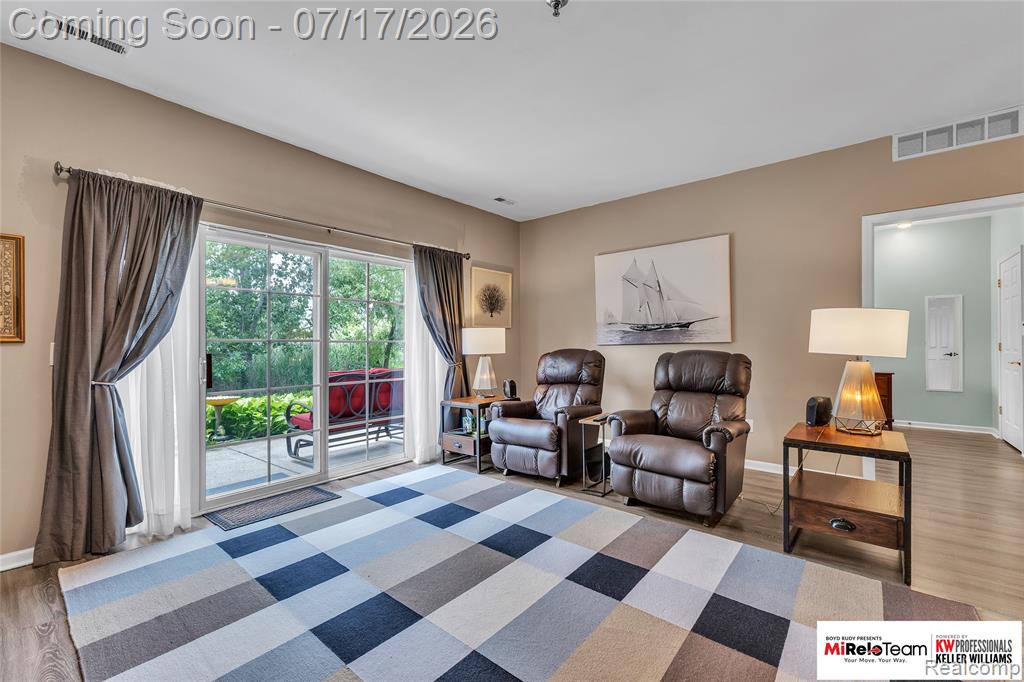 5950 E Island Drive, Ypsilanti, MI 48197 — Photo 11