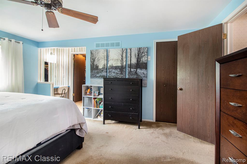 854 YORKTOWN Court, Northville, MI 48167 — Photo 14