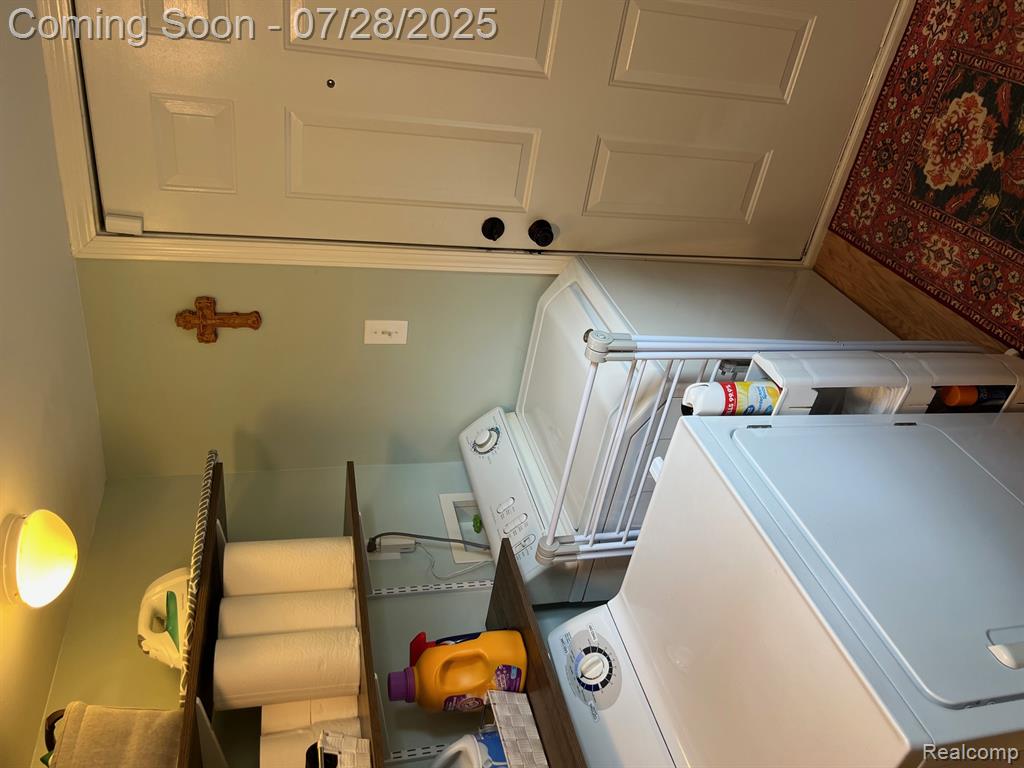 617 N Madison Street, Lapeer, MI 48446 — Photo 24