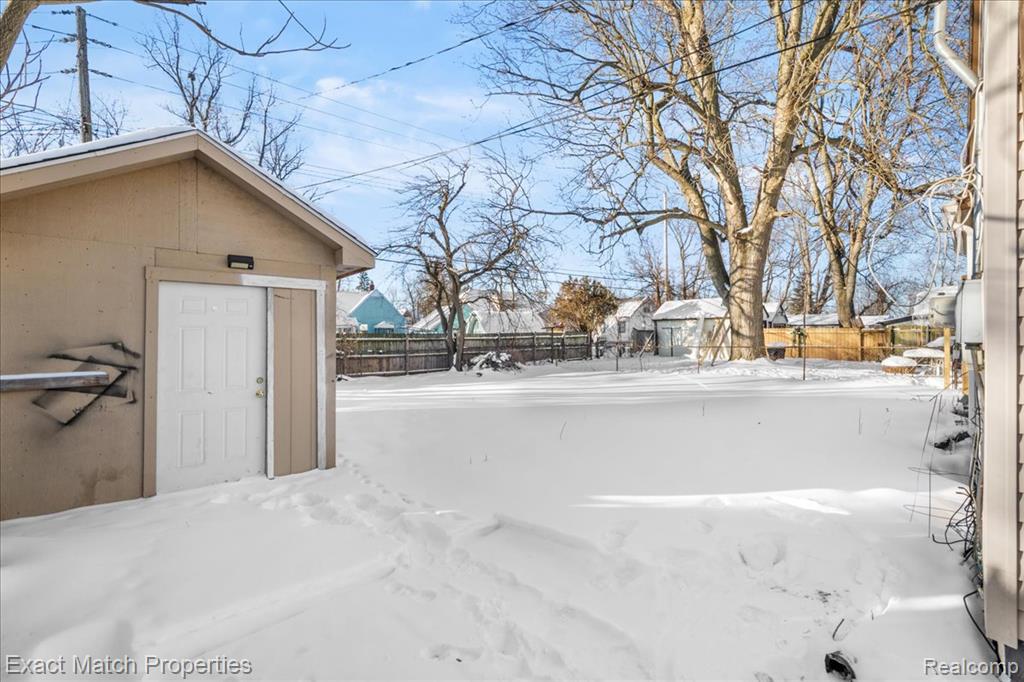 638 Raskob Street, Pontiac, MI 48340 — Photo 19