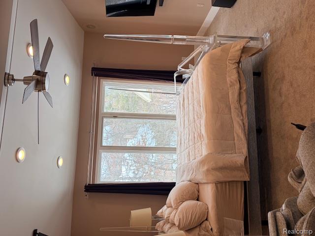 5541 W Walnut Circle W Circle, West Bloomfield, MI, 00000