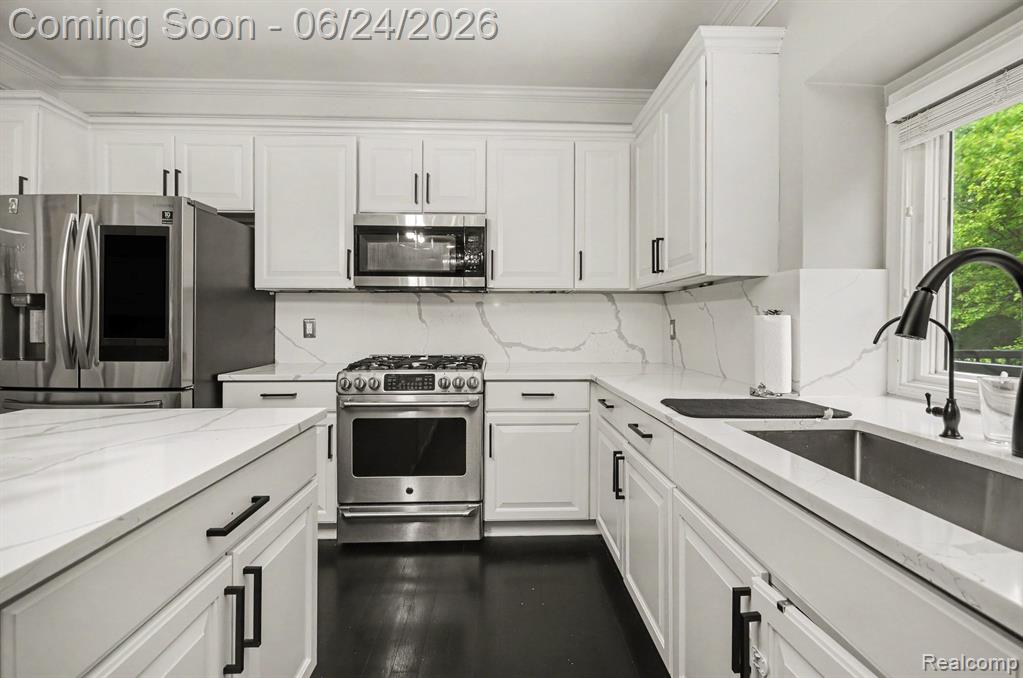 4575 Northridge Court, West Bloomfield, MI 48323 — Photo 35