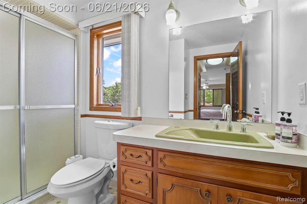 26449 Haverhill Drive, Warren, MI 48091 — Photo 22