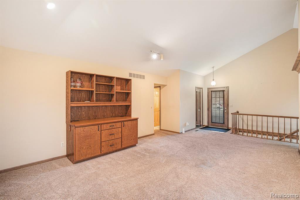 8384 Stoney Creek Court, Davison, MI 48423 — Photo 7
