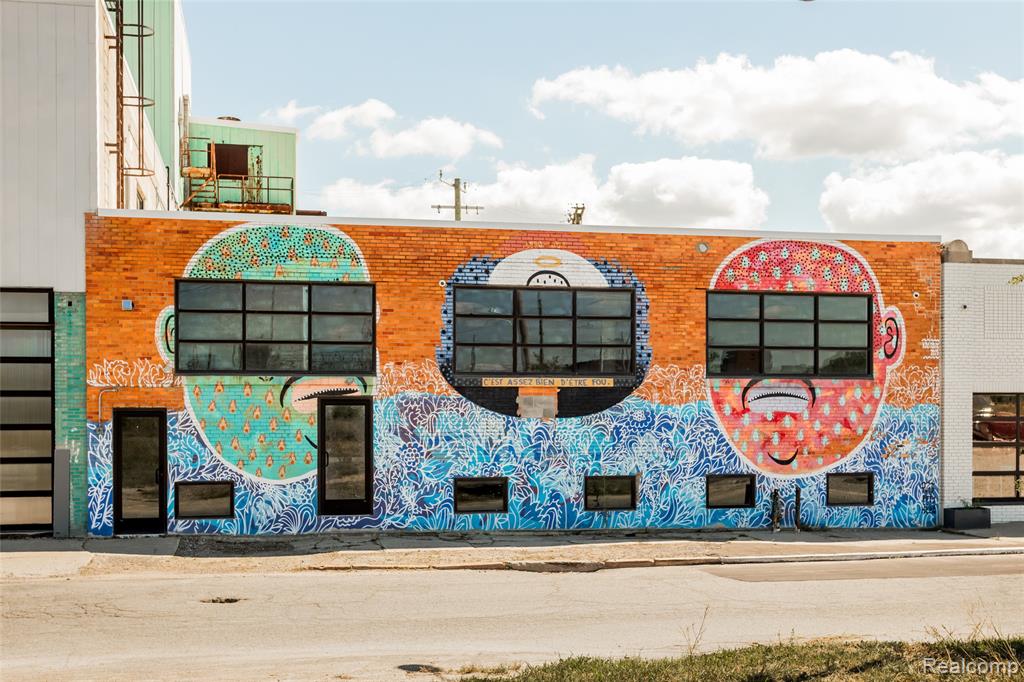 2000 Division Street, Detroit, MI, 48207