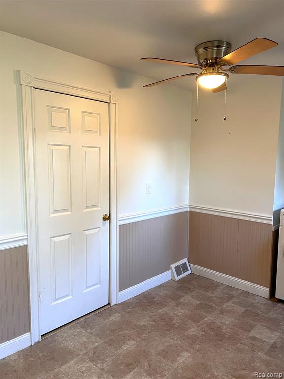 502 Dean Drive, Owosso, MI 48867 — Photo 11