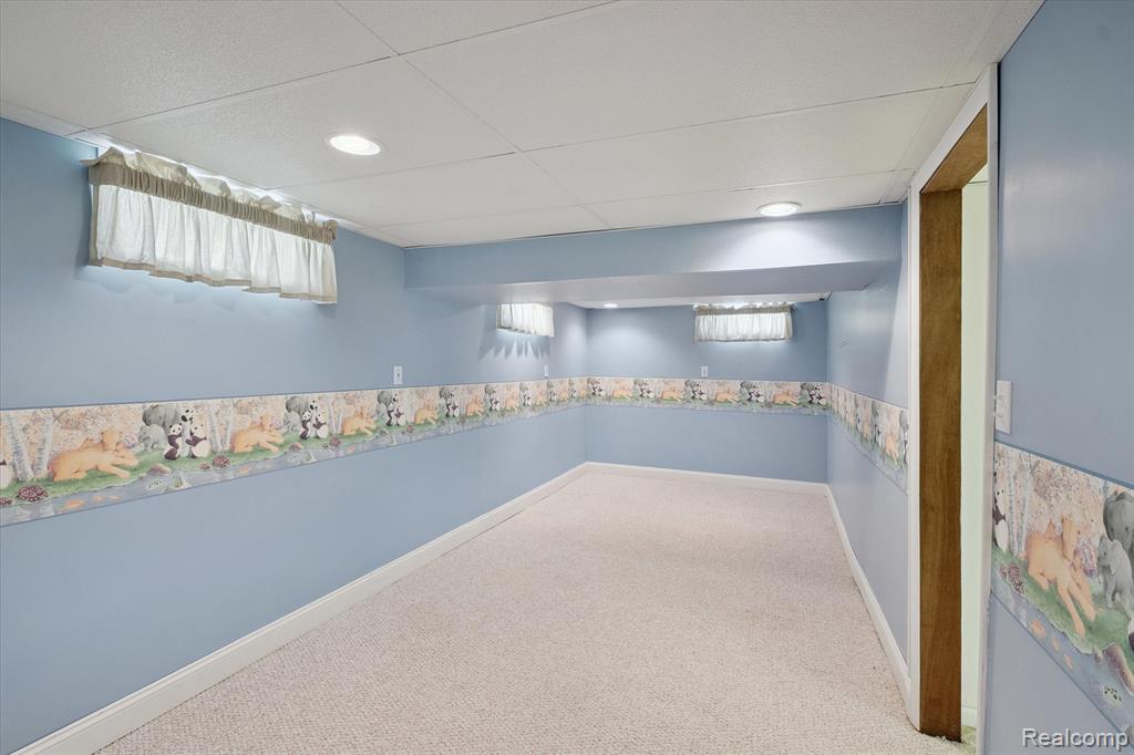 429 Cambridge Avenue, South Lyon, MI 48178 — Photo 25
