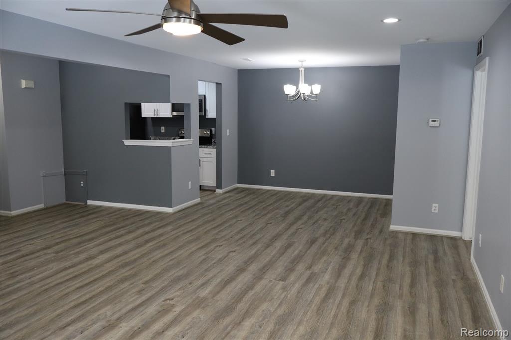 44843 MARIGOLD Drive, Sterling Heights, MI 48314 — Photo 5