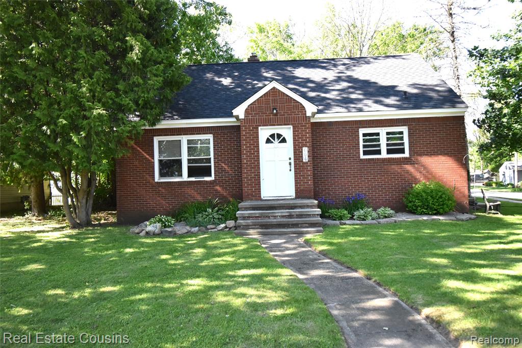 604 MAPLE Street, Howell, MI 48843 — Photo 16