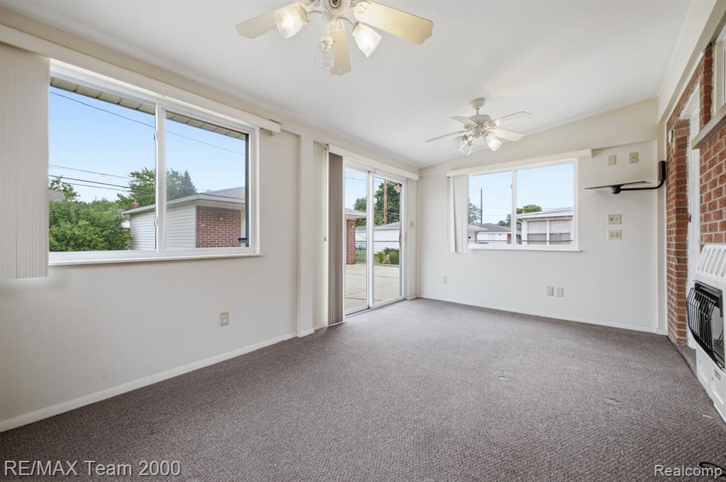 8512 Norborne Avenue, Dearborn Heights, MI 48127 — Photo 22