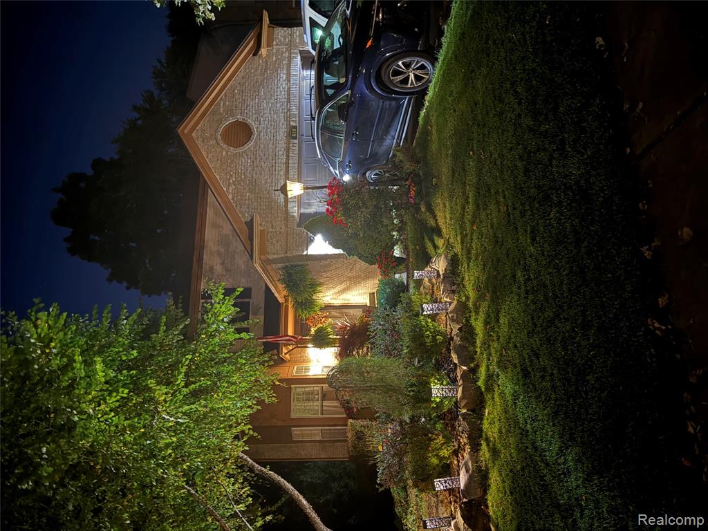 419 Otter Run Road, Holly, MI 48442 — Photo 2