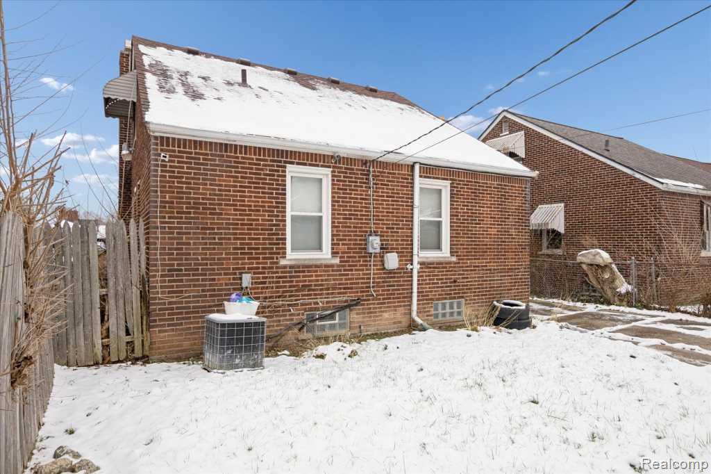 11785 Nashville Street, Detroit, MI 48205 — Photo 34