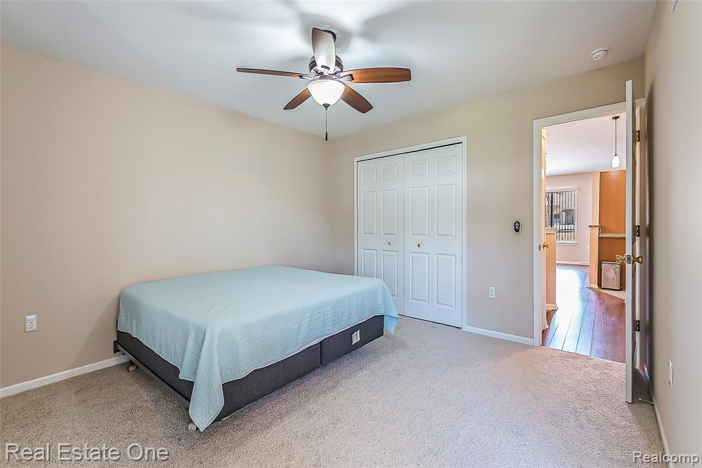 61726 VALLEY FORGE, South Lyon, MI 48178 — Photo 20