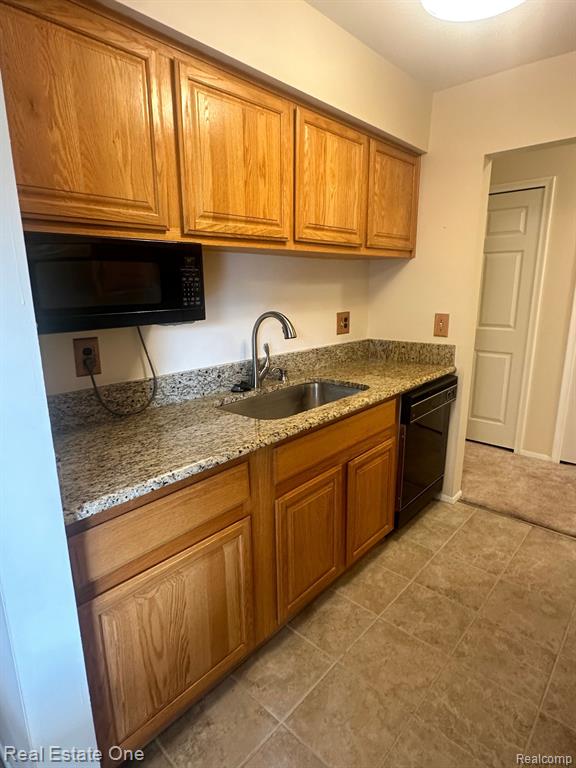1748 HARRISON Avenue, D-1, Trenton, MI 48183 — Photo 8