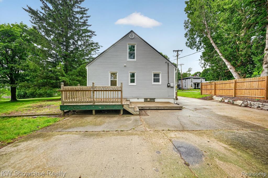 407 Broadway, Davisburg, MI 48350 — Photo 29
