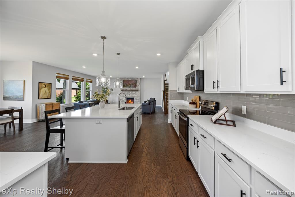 52322 Monaco Drive, Macomb, MI 48042 — Photo 13