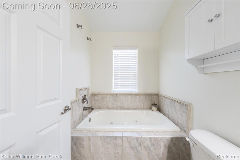 6014 Windemere Lane, Shelby Twp, MI 48316 — Photo 18
