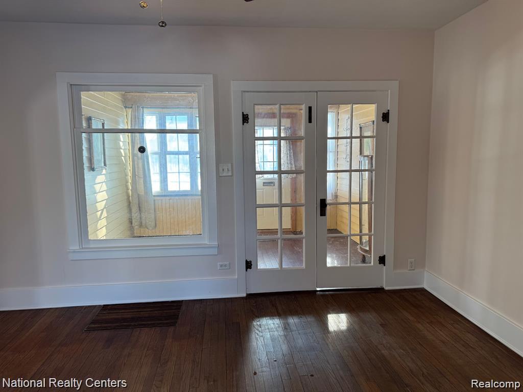 604 Union Street, Milford, MI 48381 — Photo 9