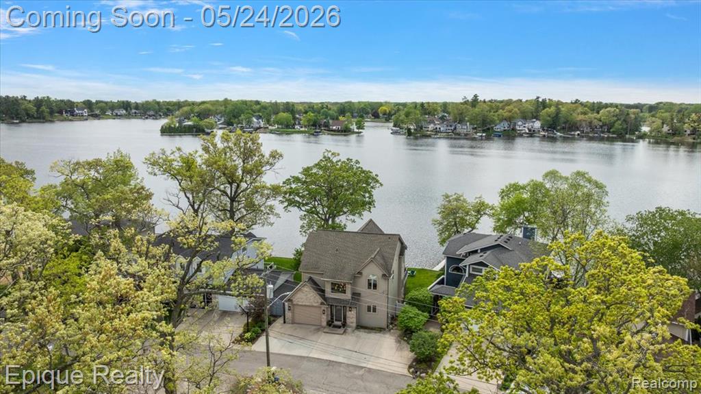 36 Highland Avenue, Lake Orion, MI 48362 — Photo 9