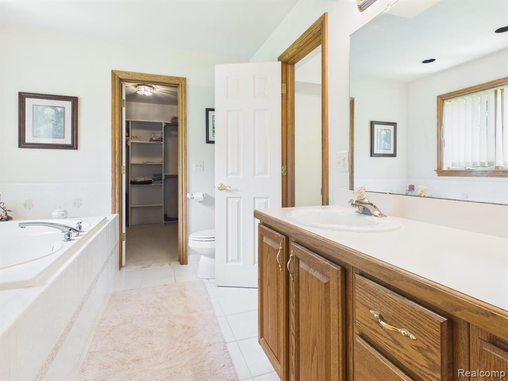 4133 Creeks Edge Drive, Metamora, MI 48455 — Photo 26