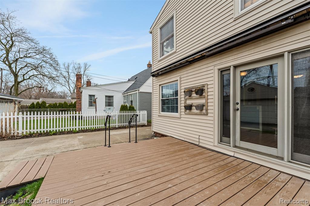 4321 Robinwood Avenue, Royal Oak, MI 48073 — Photo 35