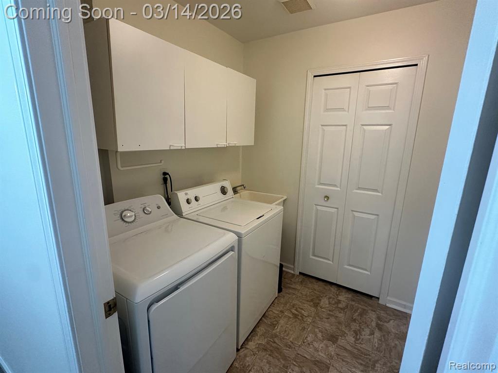 10161 NANCYS Boulevard, 90, Grosse Ile, MI 48138 — Photo 17
