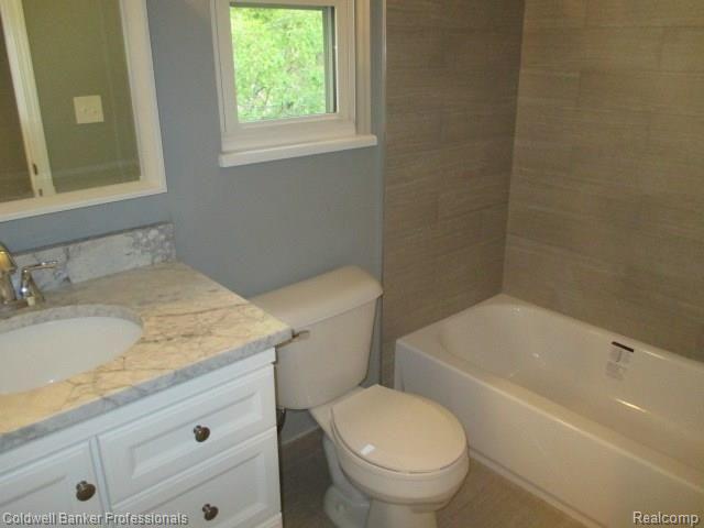 4474 Holly Drive, Troy, MI 48085 — Photo 19