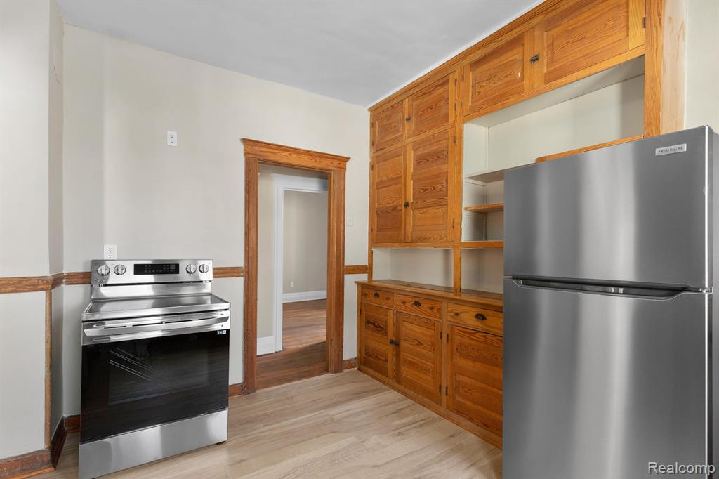 7831 Van Dyke Place, Detroit, MI 48214 — Photo 14