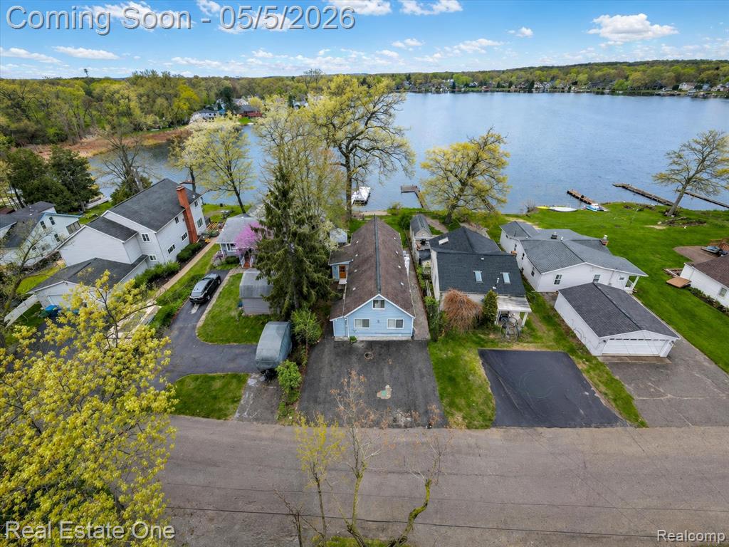 9590 Roundlake Boulevard, White Lake, MI — Photo 38