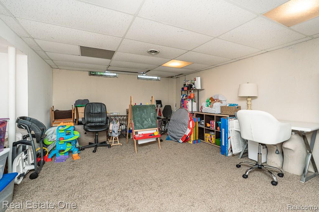 42514 Freeport Drive, Sterling Heights, MI 48313 — Photo 31
