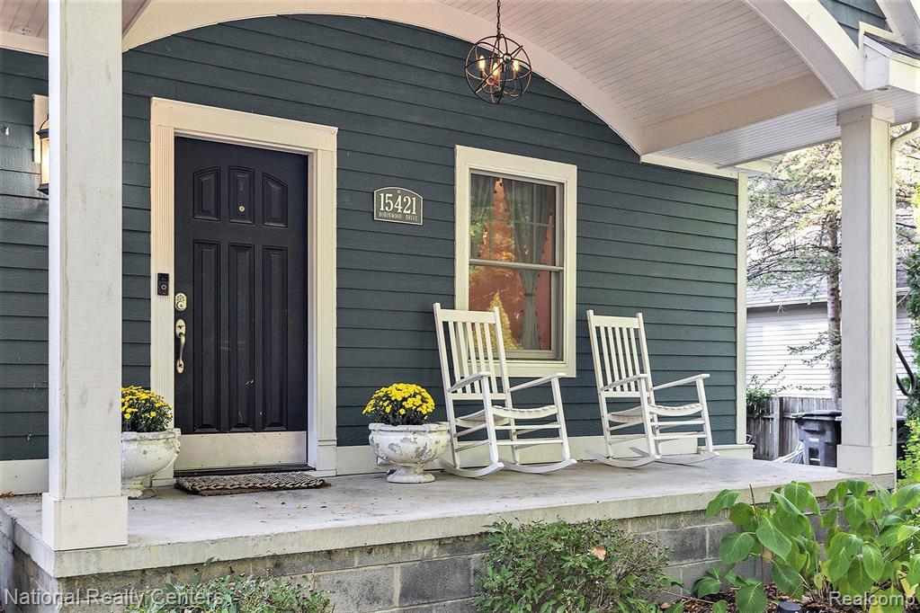 15421 ROBINWOOD Drive, Plymouth, MI 48170 — Photo 3