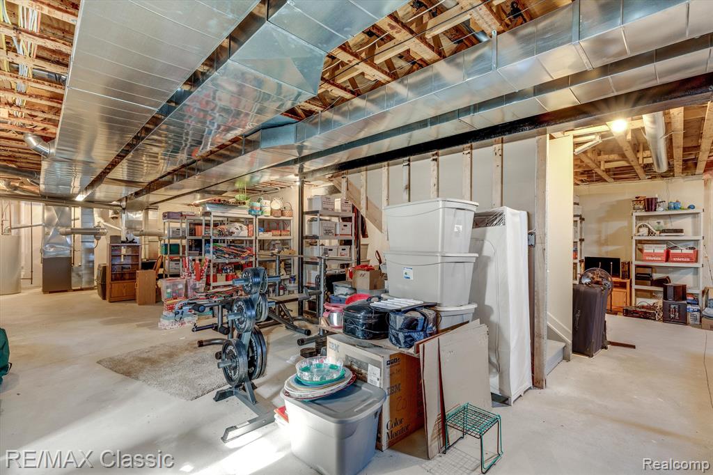 18002 STONEBROOK Drive, Northville, MI 48168 — Photo 52