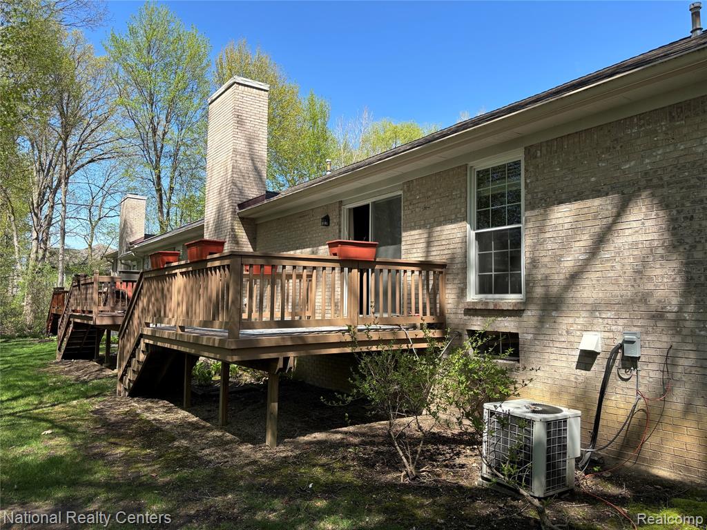 41642 Haggerty Woods Court, Canton, MI 48187 — Photo 27