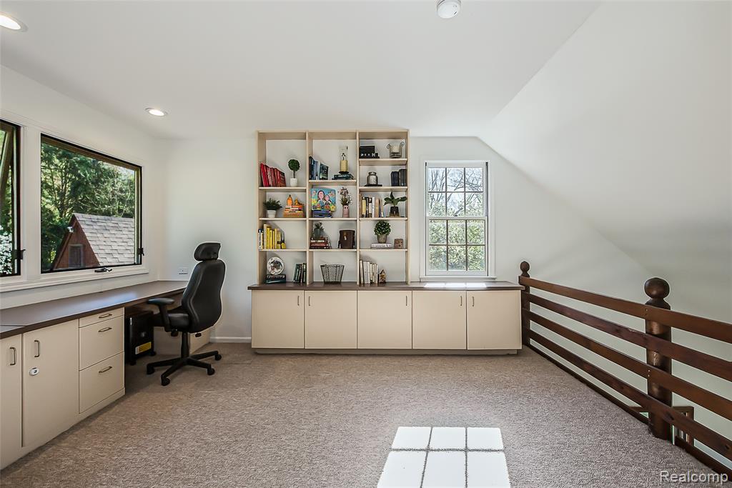 2694 WAYSIDE Drive, Ann Arbor, MI 48103 — Photo 59
