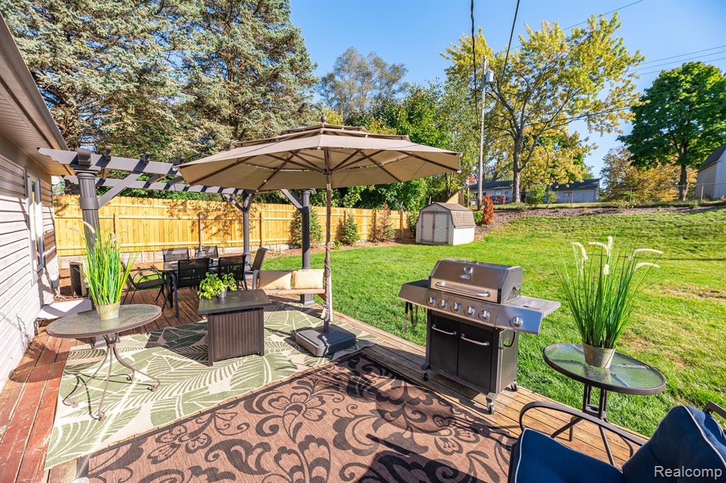 6665 LAURELTON, Clarkston, MI — Photo 41